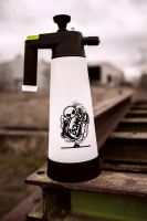 Nuke Guys Foamer 2 Liter - inkl. 3 Düsen, Silikonöl und Anleitung - Schaumsprüher für Snow Foam