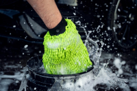 Nuke Guys - Chenille Wash Glove green