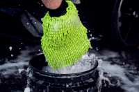 Nuke Guys - Chenille Wash Glove green