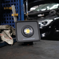 Scangrip Nova Mini Akku-Arbeitsleuchte 1000 Lumen